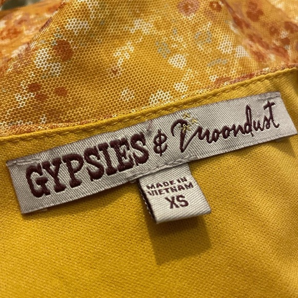 Gypsies & Moondust Orange Ruffled Cap Sleeve Crop Blouse - Picture 4 of 5